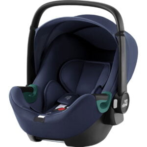 Britax Römer BABY-SAFE 3 i-SIZE is an innovative infant carrier that offers high-end protection and excellent comfort for your baby.